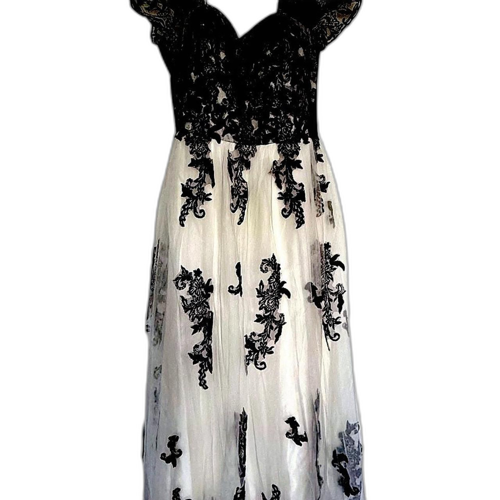 Unbranded Women's Black and White Dress